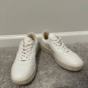 Veja Women's Full White V-10 Sneakers